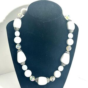 Vintage Chunky White Glass Beaded Necklace Aurora Borealis & Frosted Accents